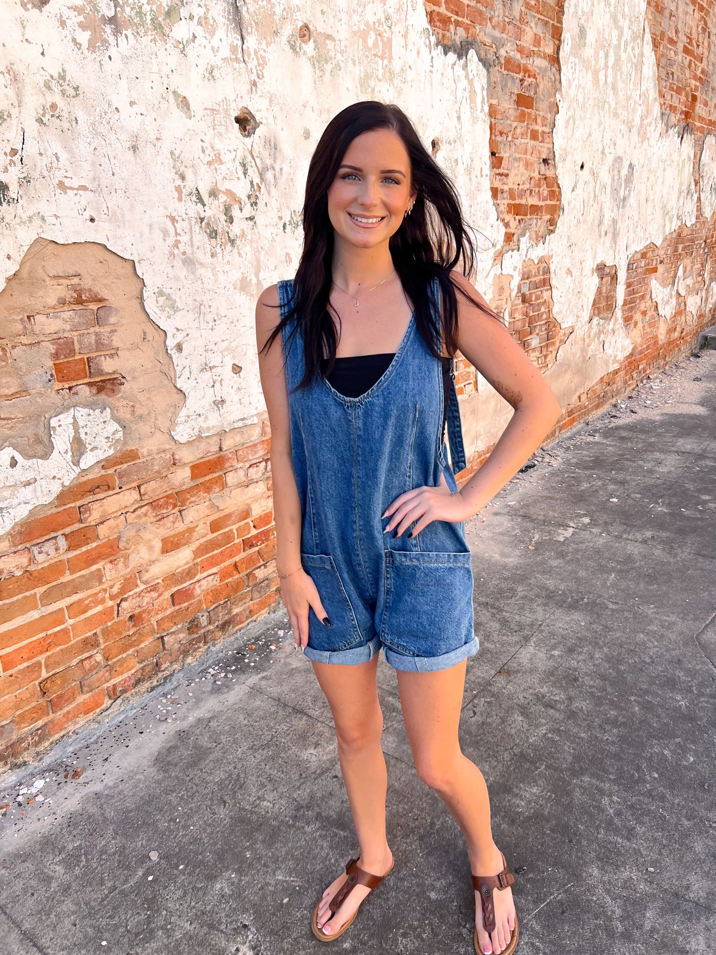 Lexie Denim Sleeveless Romper-Romper-ee:some-05/11/25,1st md,Bin d2,BK11619,DJR-The Twisted Chandelier
