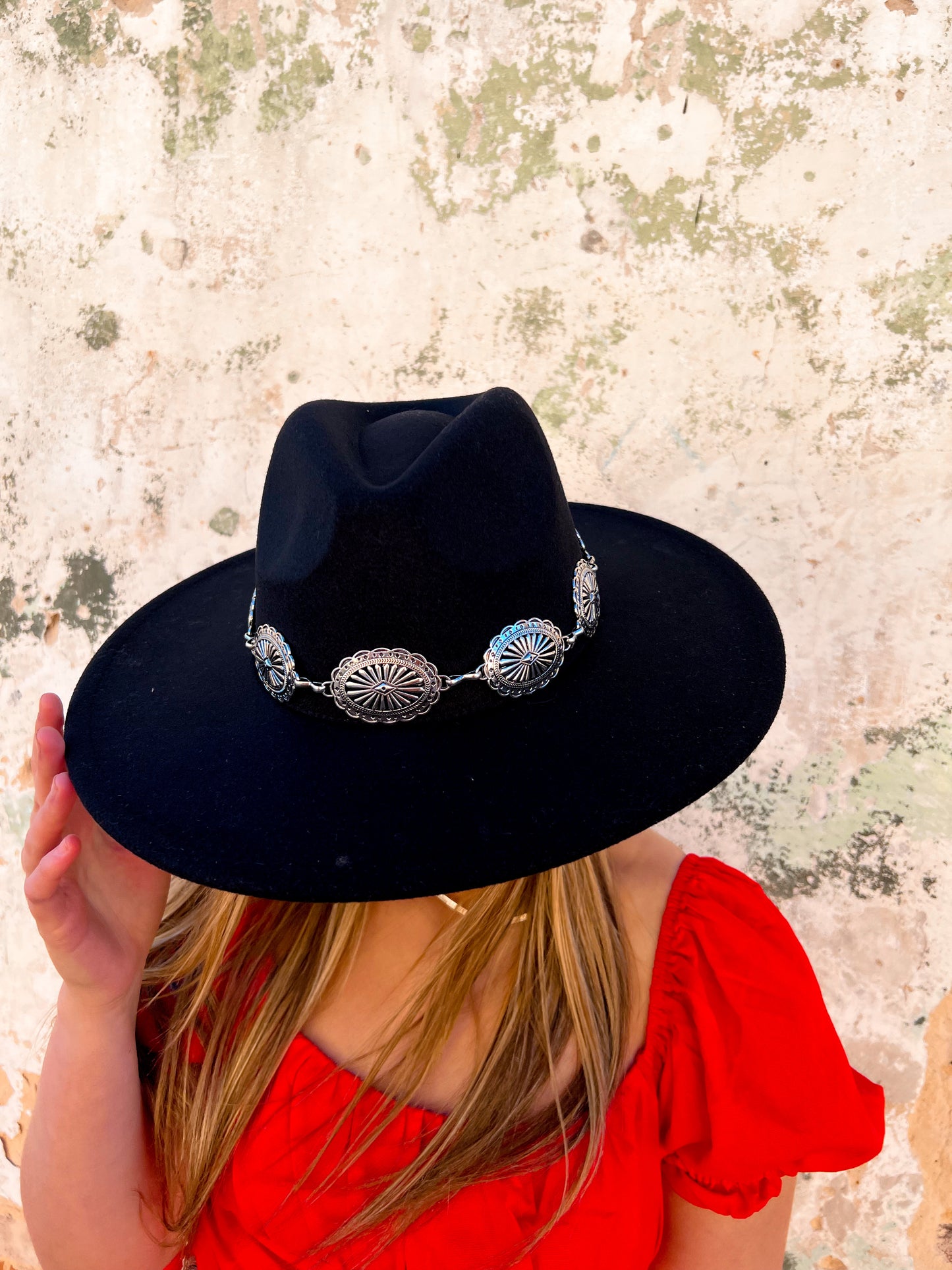Oval Disc Chain Fedora Hat - Black-Hats-Fame Accessories-MMT8673,western & concert-The Twisted Chandelier