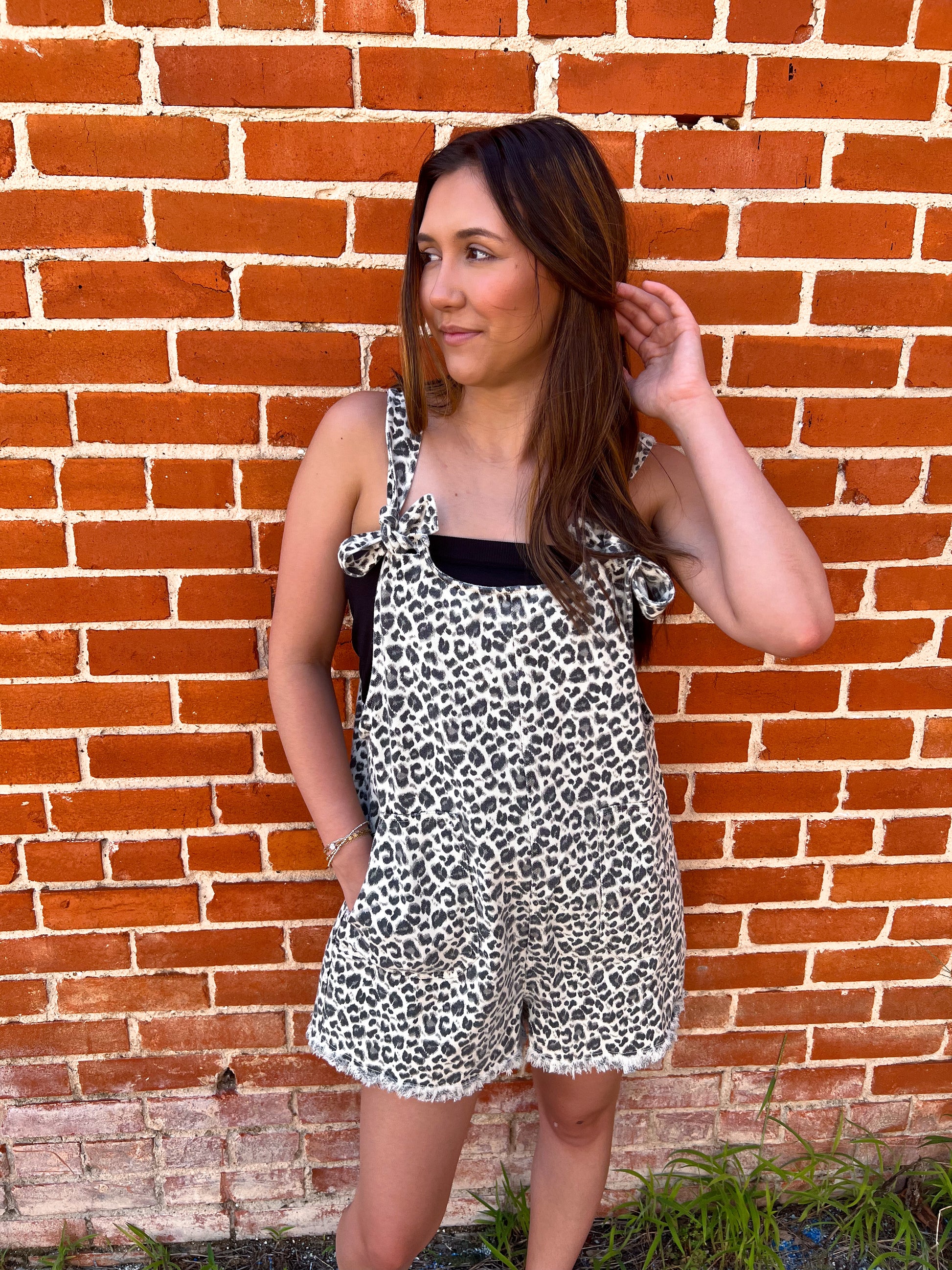 Amelia Leopard Printed Cotton Romper-Romper-VERY J-08/13/23 md,Bin B1,DJR,FD 07/08/2025,OGP 48.50-The Twisted Chandelier