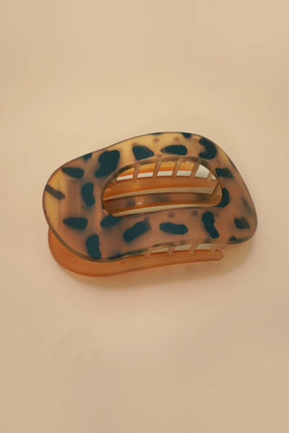 Jumbo Lay Flat Oval Hair Claw Clips Secure Styling-Hair Claws & Clips-JOSSLYN by wall to wall-40H982-The Twisted Chandelier