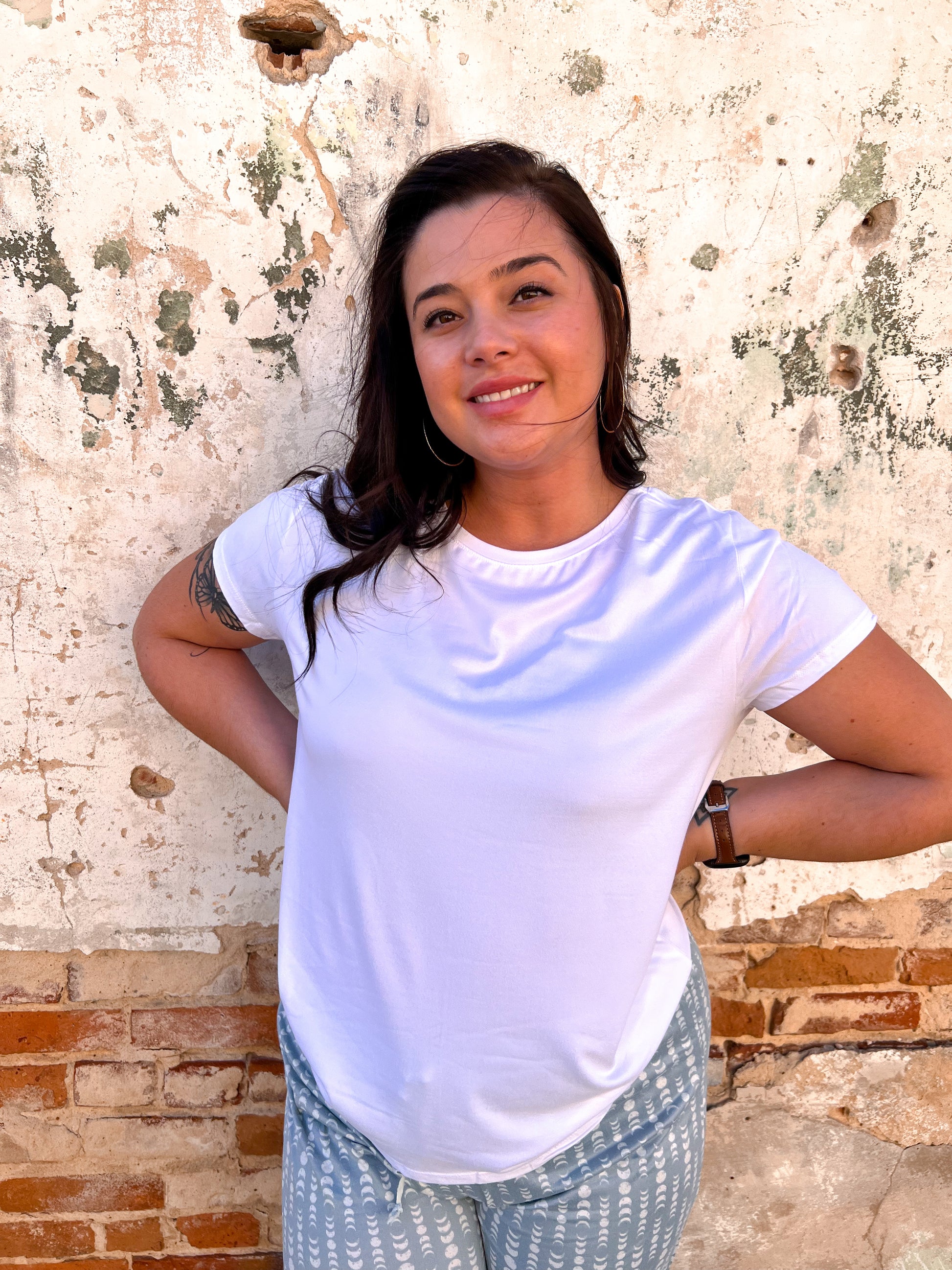 Hello Mello Dream Tee - White-Loungewear-HELLO MELLO-05/15/24,1st md-The Twisted Chandelier