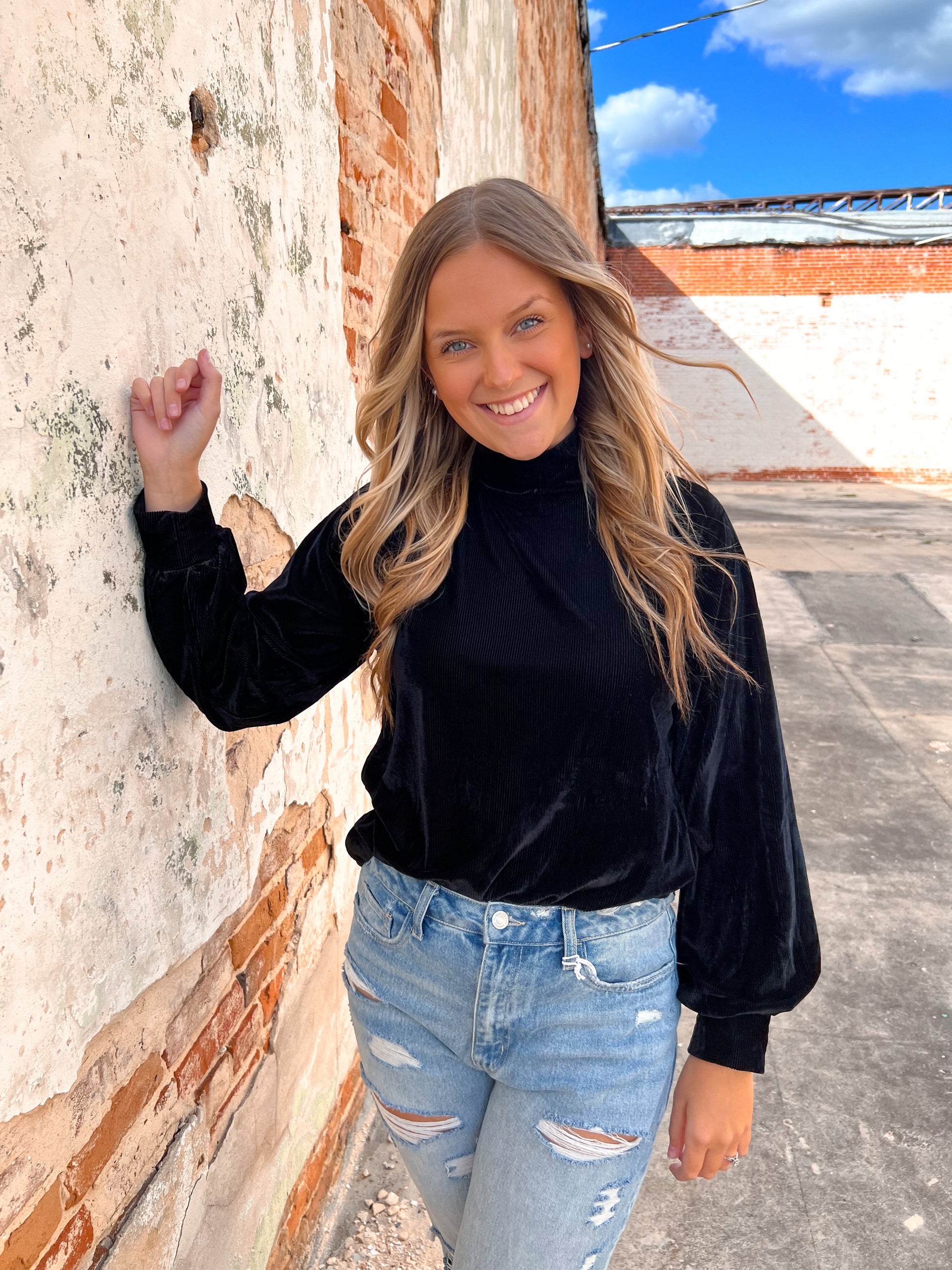 Zaeli Velvet Turtleneck Black-BLOUSE TOP-Southern Grace Wholesale-Max Retail,Tops Collection-The Twisted Chandelier