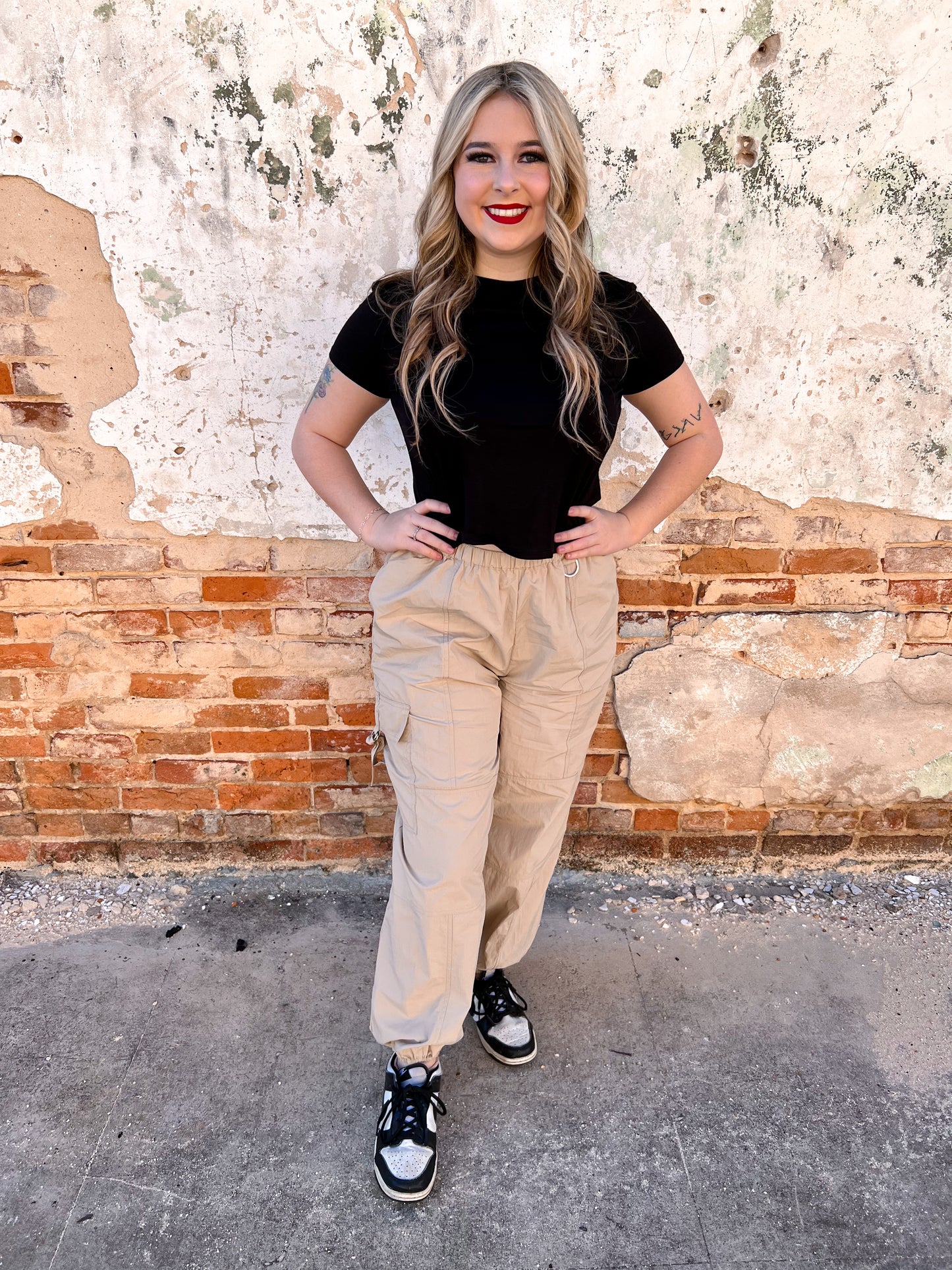 Lara Balloon Cargo Pants with Pockets-Cargo Pants-Kori America-06/19/24,1st md,Bin d2,bottoms,Created - 01/15/24,FD JAN 24,Max Retail-The Twisted Chandelier