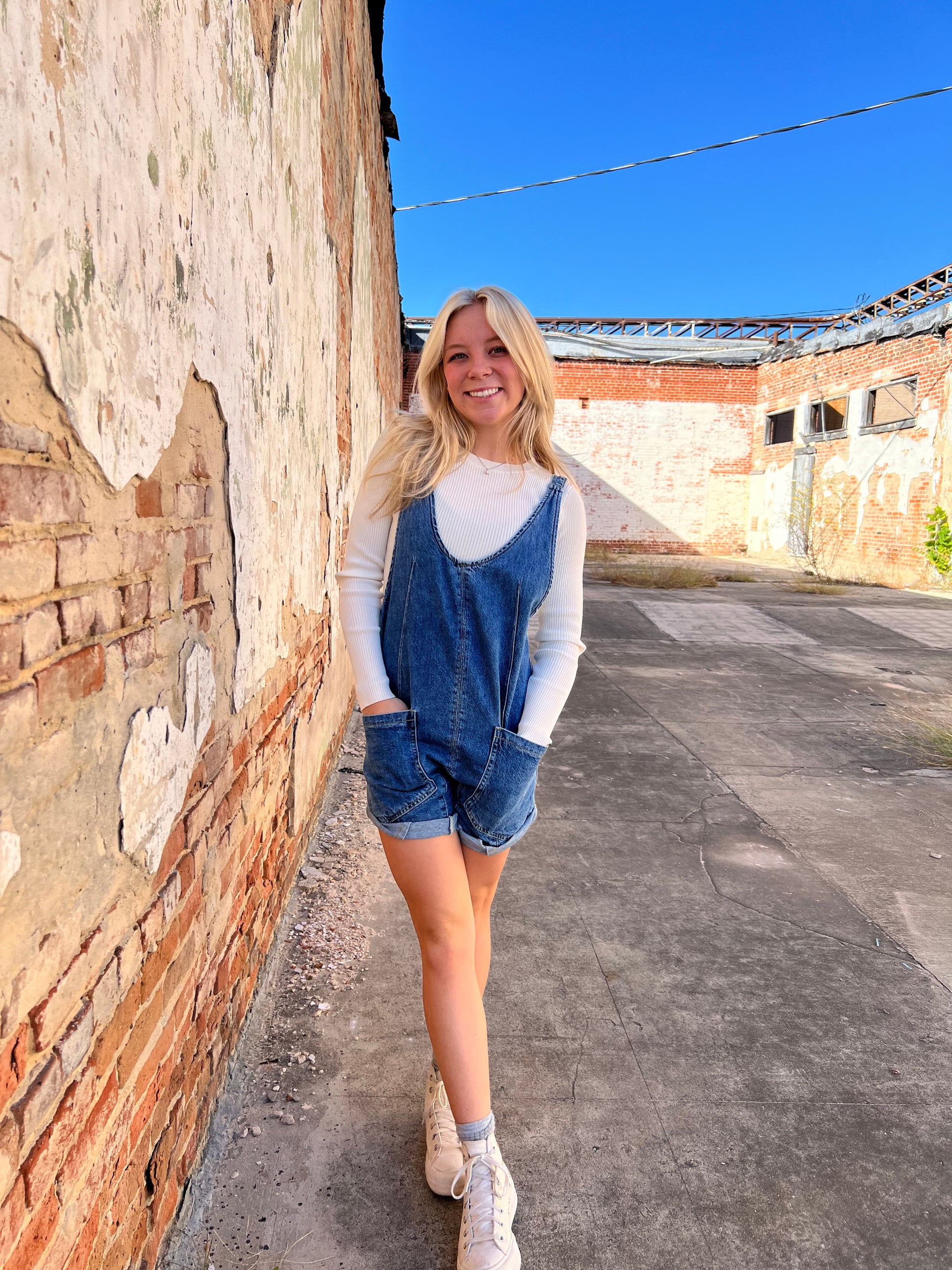 Lexie Denim Sleeveless Romper-Romper-ee:some-05/11/25,1st md,Bin d2,BK11619,DJR-The Twisted Chandelier