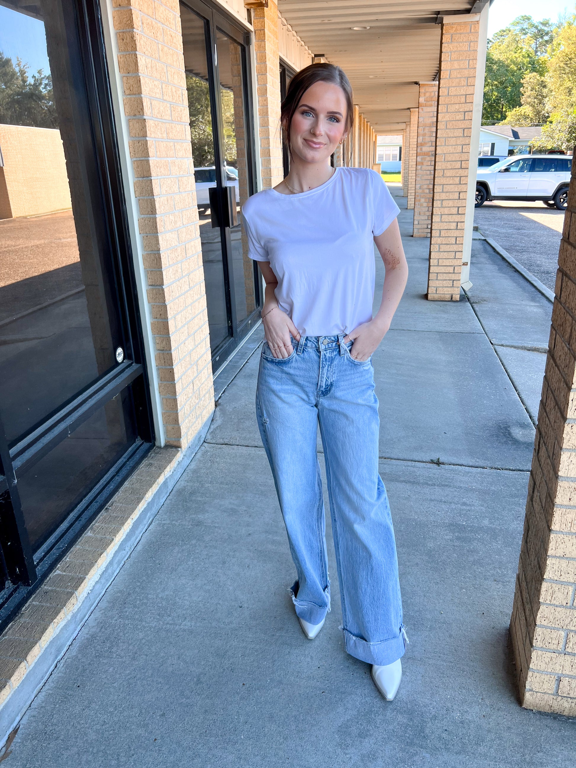 Hello Mello Dream Tee - White-Loungewear-HELLO MELLO-05/15/24,1st md-The Twisted Chandelier