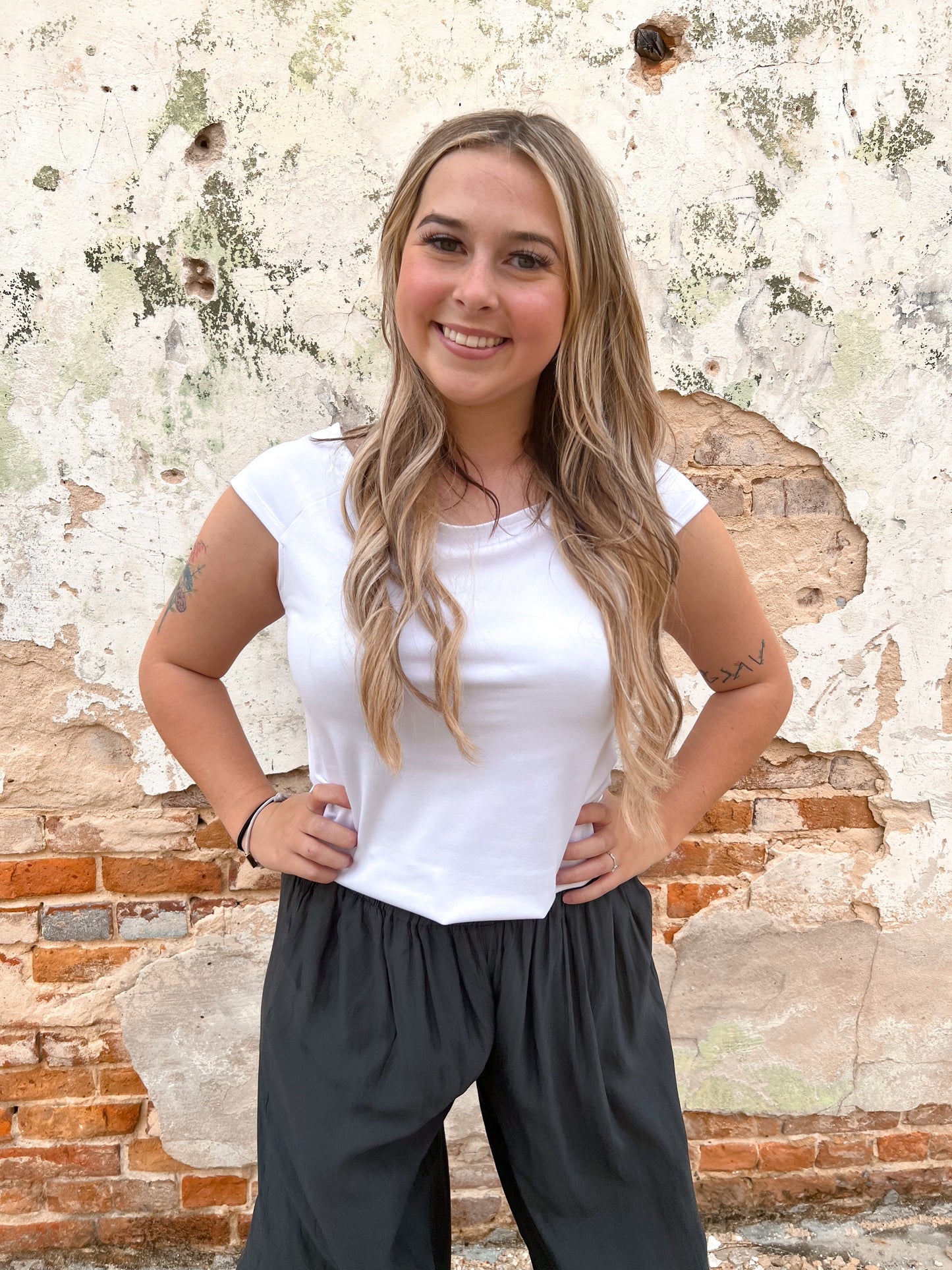 Isabelle Basic Off the Shoulder Top-Shirt-Kori America-$25 & Under Sale,04/25,05/27/24,1st md,8/8/23,Bin d2,Max Retail,Tops Collection-The Twisted Chandelier