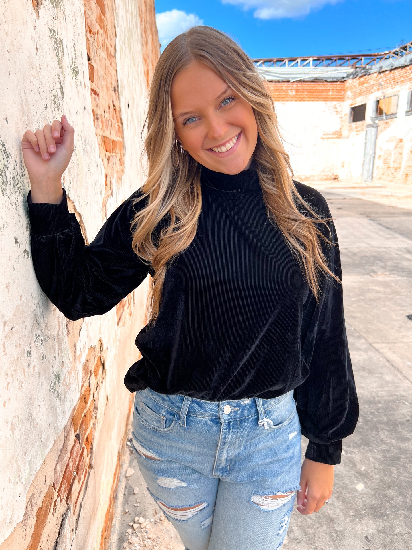 Zaeli Velvet Turtleneck Black-BLOUSE TOP-Southern Grace Wholesale-Max Retail,Tops Collection-The Twisted Chandelier