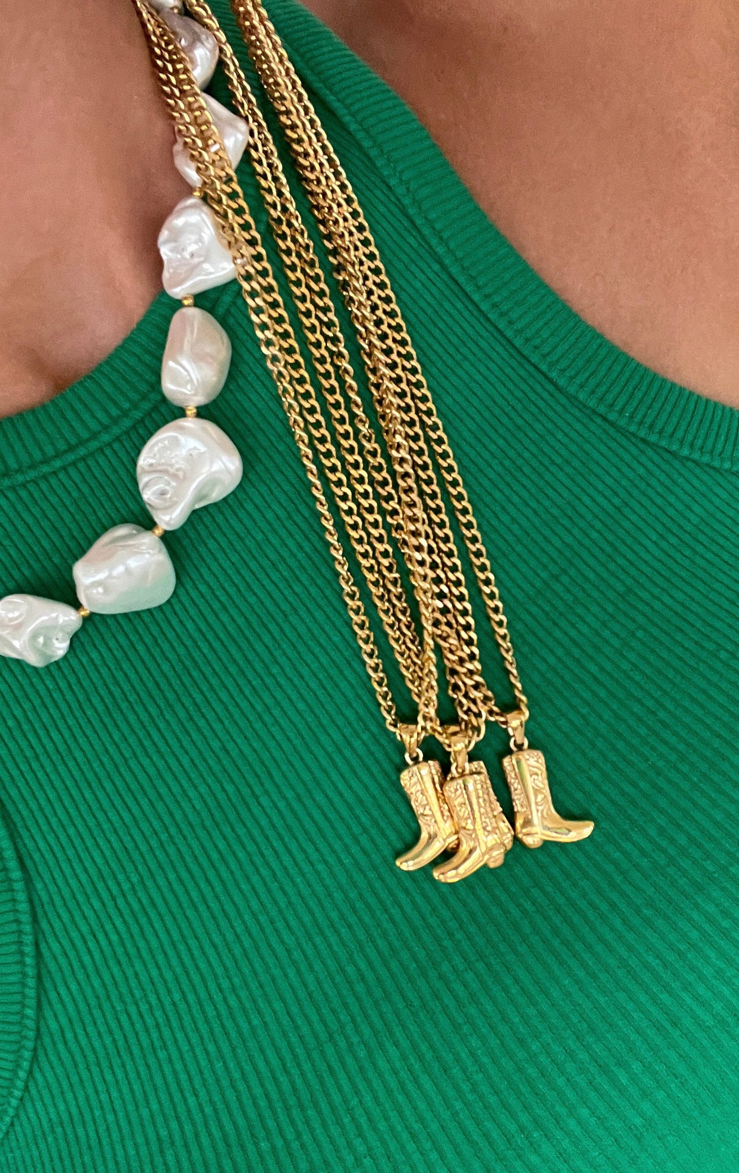 Chansutt Pearls Boot Necklace-Necklaces-CHANSUTTPEARLS-CR 03/31/25-The Twisted Chandelier