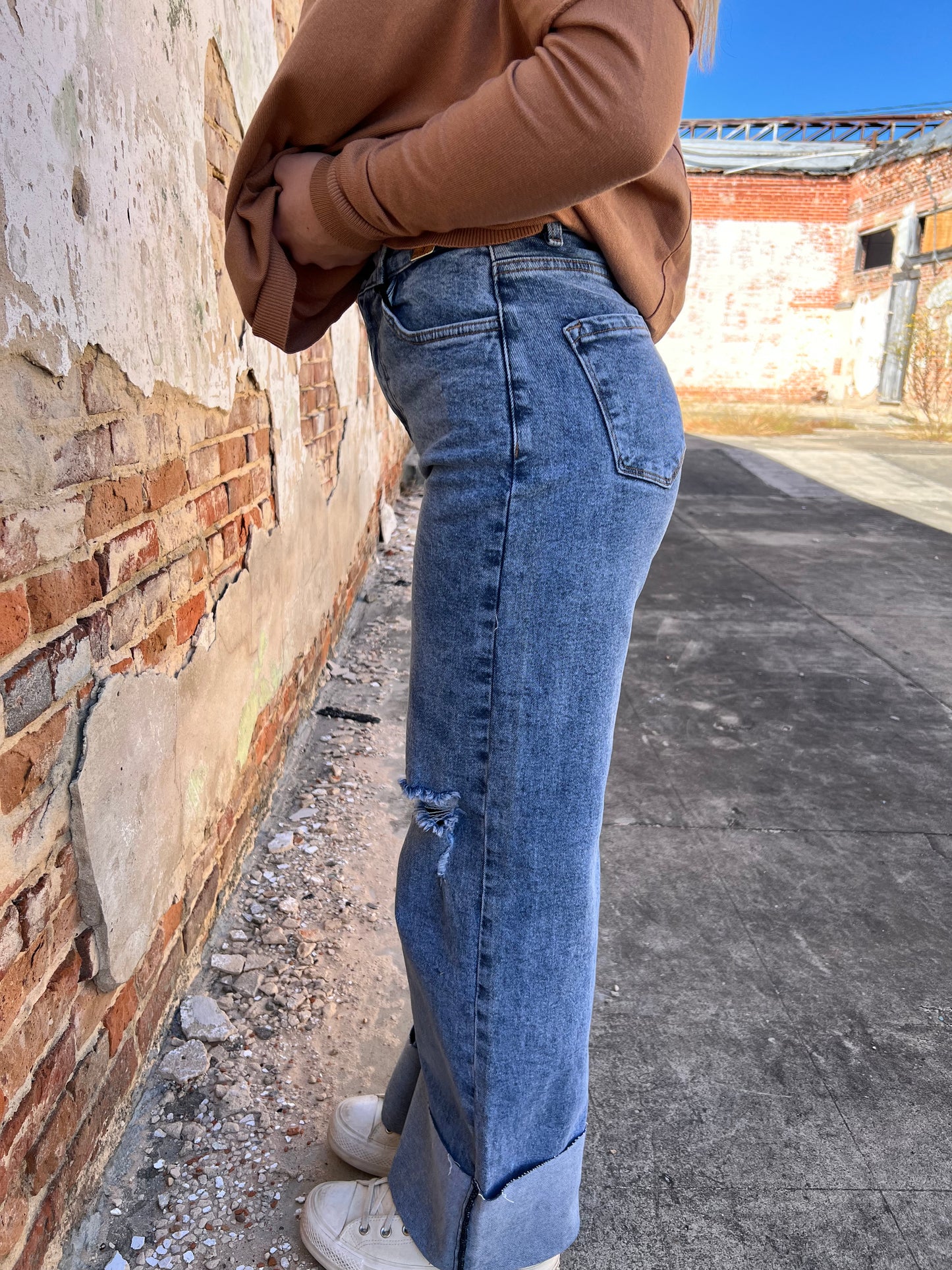 Lindsey High Waisted Wide Leg Jeans in Vintage Tinted Wash-Vibrant M.i.U-08/28/25,bottoms,CR 10/21/24,FD 10/22/24,OGP 74.95-The Twisted Chandelier