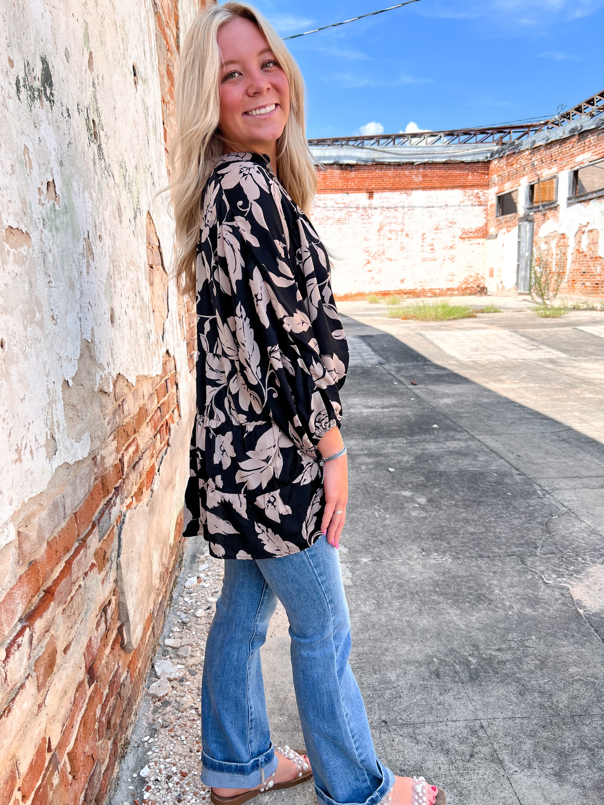 Tara Floral Printed Button Down Gauze Blouse-Button Up-Easel-Bin D1,CR 09/11/24,FD 09/30/24,Max Retail,Tops Collection-The Twisted Chandelier