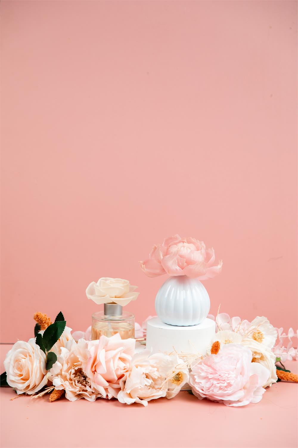 Sweet Grace Holiday Honeycomb Diffuser-Home Fragrances-Bridgewater-Bridgewater,FD 11/1/25-The Twisted Chandelier