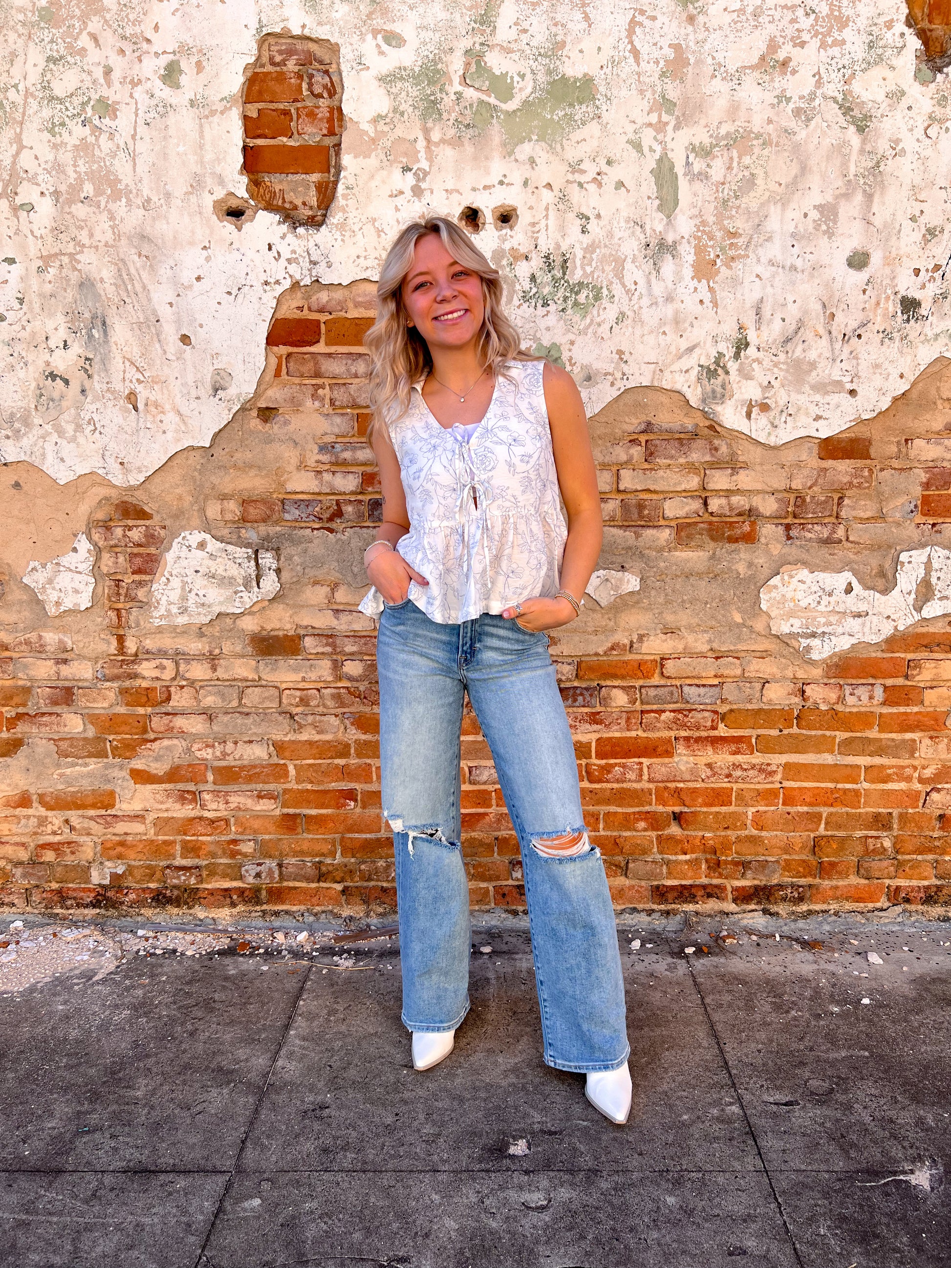 Mia Medium Light Knee Distressed Stretch Dad Hidden Jeans-Dad Jeans-Hidden Jeans-Bin b6,bottoms,FD 02/25/25-The Twisted Chandelier