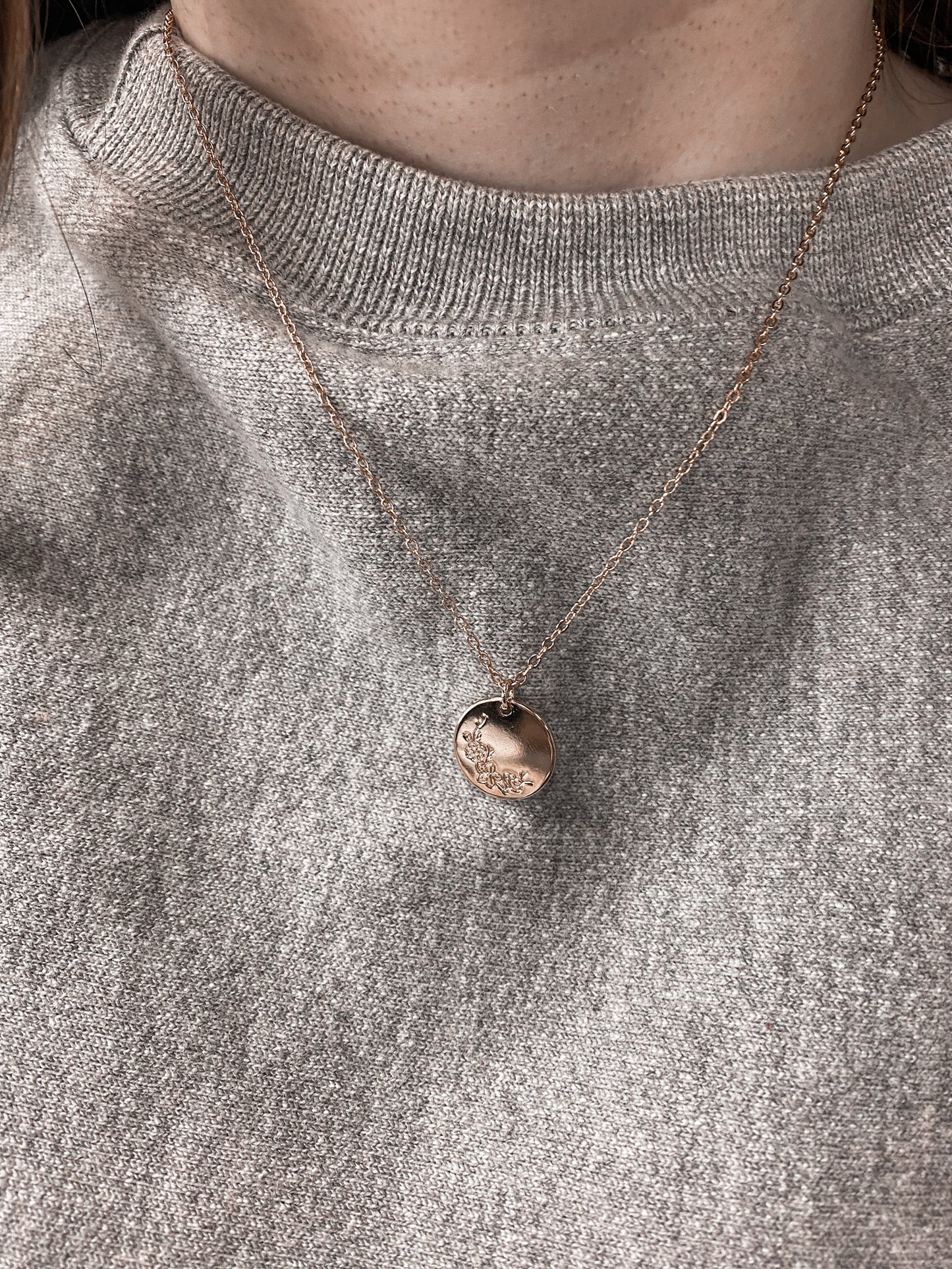 Birth Flower Round Pendant Necklace-Necklaces-Bonita-FEB2022-March-The Twisted Chandelier